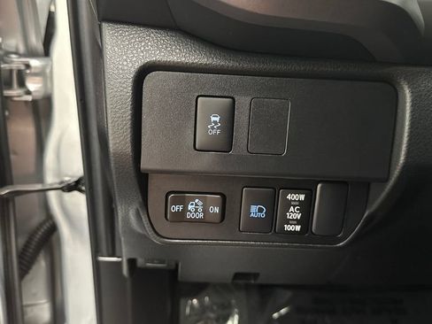 Certified 2023 Toyota Tacoma TRD Off-Road w/ Technology Package AWD/4WD image 24