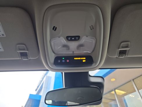 Used 2024 Buick Encore GX Sport Touring image 22