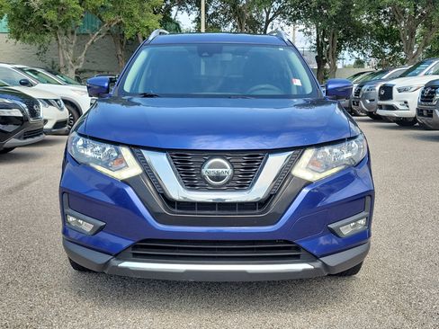 Certified 2020 Nissan Rogue SV w/ Sun & Sound Touring Package FWD image 2