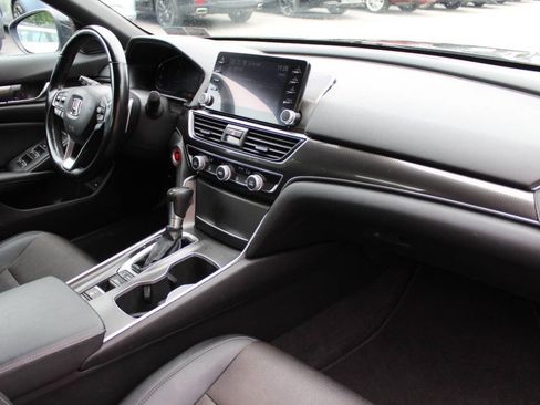 Used 2022 Honda Accord Sport image 17