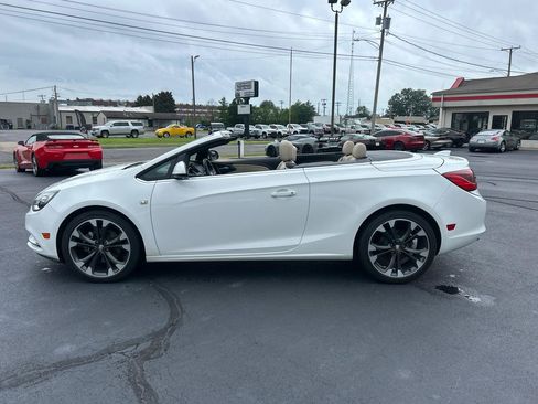 Used 2019 Buick Cascada Premium FWD image 8