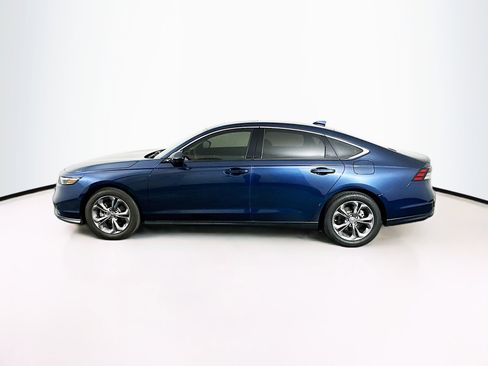 Used 2024 Honda Accord EX image 4