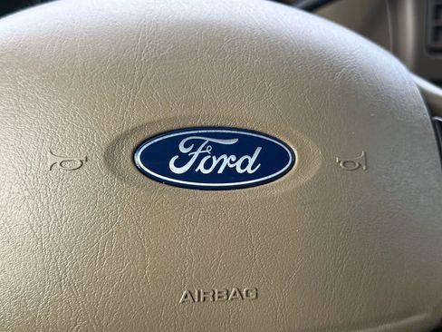 Used 2003 Ford Excursion Eddie Bauer image 20