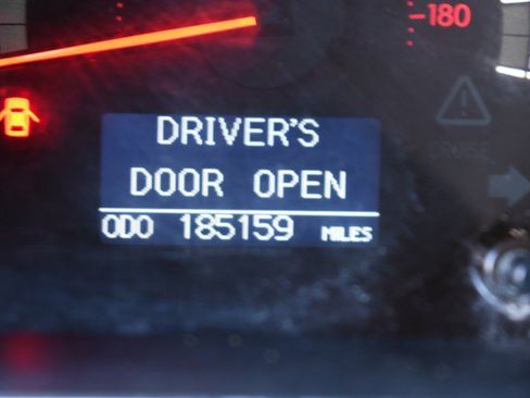 Used 2014 Toyota Sequoia Platinum image 35