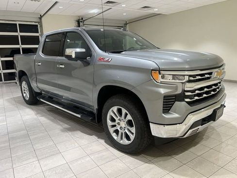 New 2026 Chevrolet Silverado 1500 LT w/ Z71 Off-Road Package AWD/4WD image 7