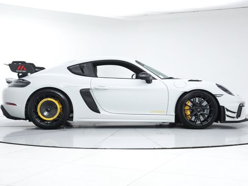 Used 2025 Porsche 718 Cayman GT4 RS RWD image 6