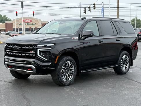 Used 2025 Chevrolet Tahoe Z71 w/ Z71 Off-Road Package AWD/4WD image 8