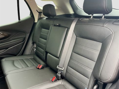 Used 2024 GMC Terrain Denali w/ Denali Premium Package image 26