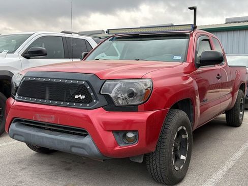 Used 2013 Toyota Tacoma PreRunner w/ SR5 Pkg image 12