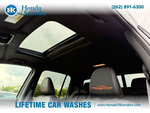 Used 2025 Honda Ridgeline TrailSport image 6