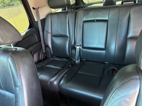 Used 2007 Chevrolet Tahoe LTZ w/ LTZ Preferred Equipment Group image 20