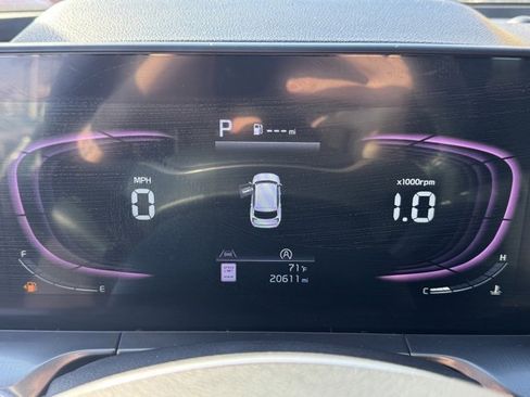 Certified 2024 Kia Telluride LX image 27