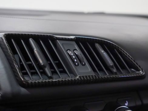 Used 2020 Audi R8 V10 performance image 26