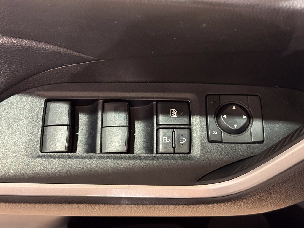 Used 2020 Toyota RAV4 XLE w/ All Weather Liner Package AWD/4WD image 16