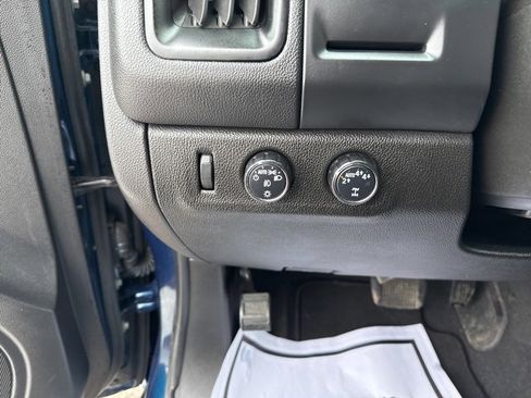 Used 2020 Chevrolet Colorado LT w/ LT Convenience Package image 17