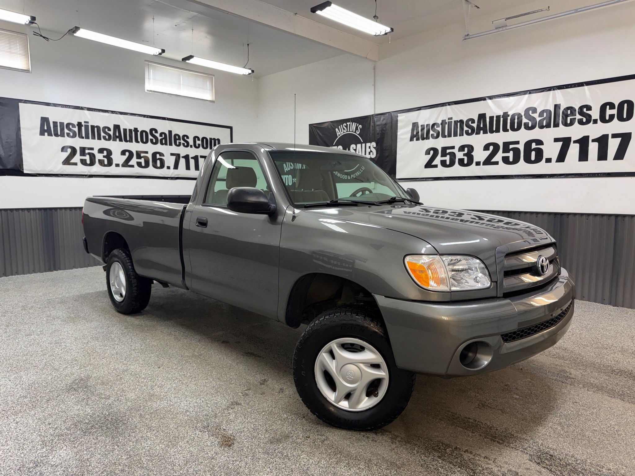 Used 2006 Toyota Tundra 2WD Regular Cab image 1