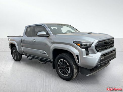 Certified 2026 Toyota Tacoma TRD Sport RWD image 9