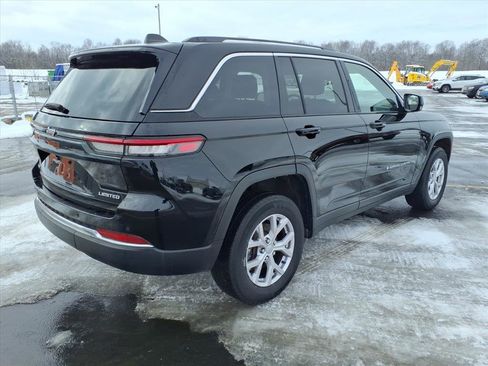 Used 2022 Jeep Grand Cherokee Limited image 5