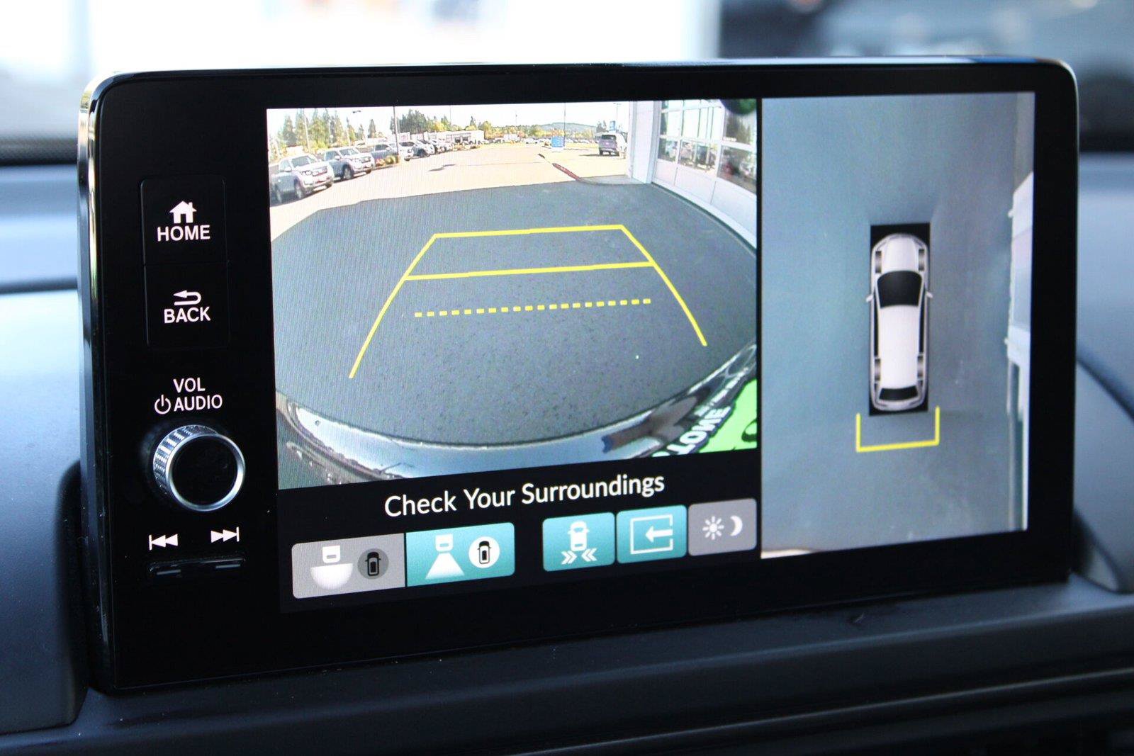 Used 2025 Honda Pilot TrailSport image 40