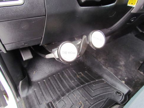 Used 2018 RAM 3500 Tradesman w/ Chrome Appearance Group image 15