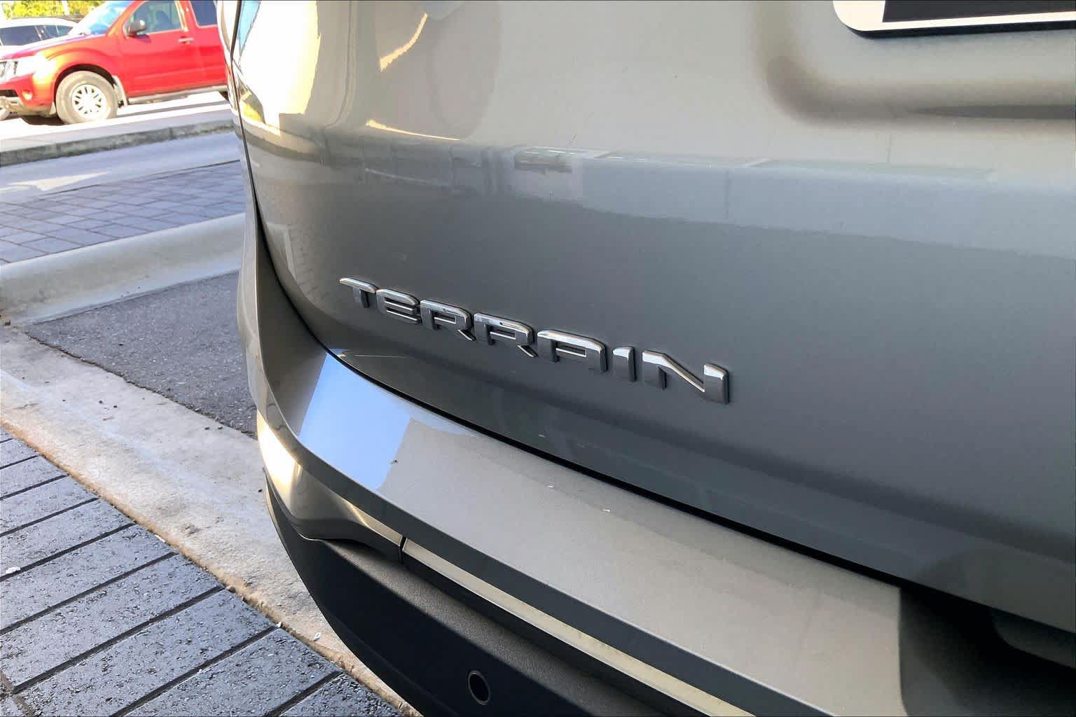 Used 2023 GMC Terrain AT4 AWD/4WD image 33