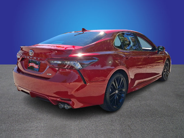 Used 2023 Toyota Camry XSE FWD image 4