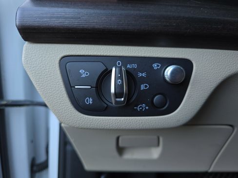 Used 2024 Audi Q5 2.0T Prestige image 26