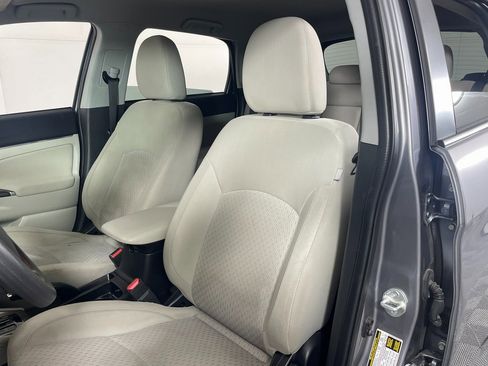 Used 2018 Mitsubishi Outlander Sport ES image 24