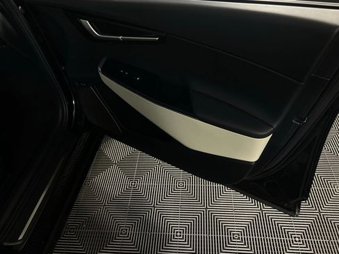 Used 2024 Kia EV6 GT-Line image 36