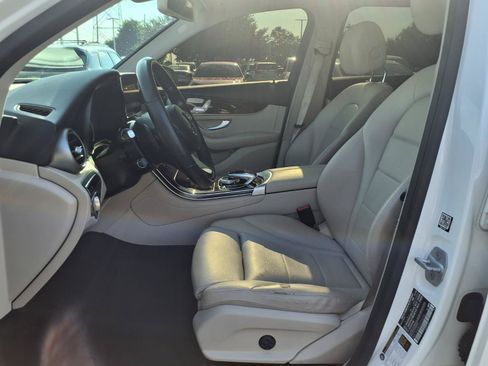 Used 2016 Mercedes-Benz GLC 300 image 16