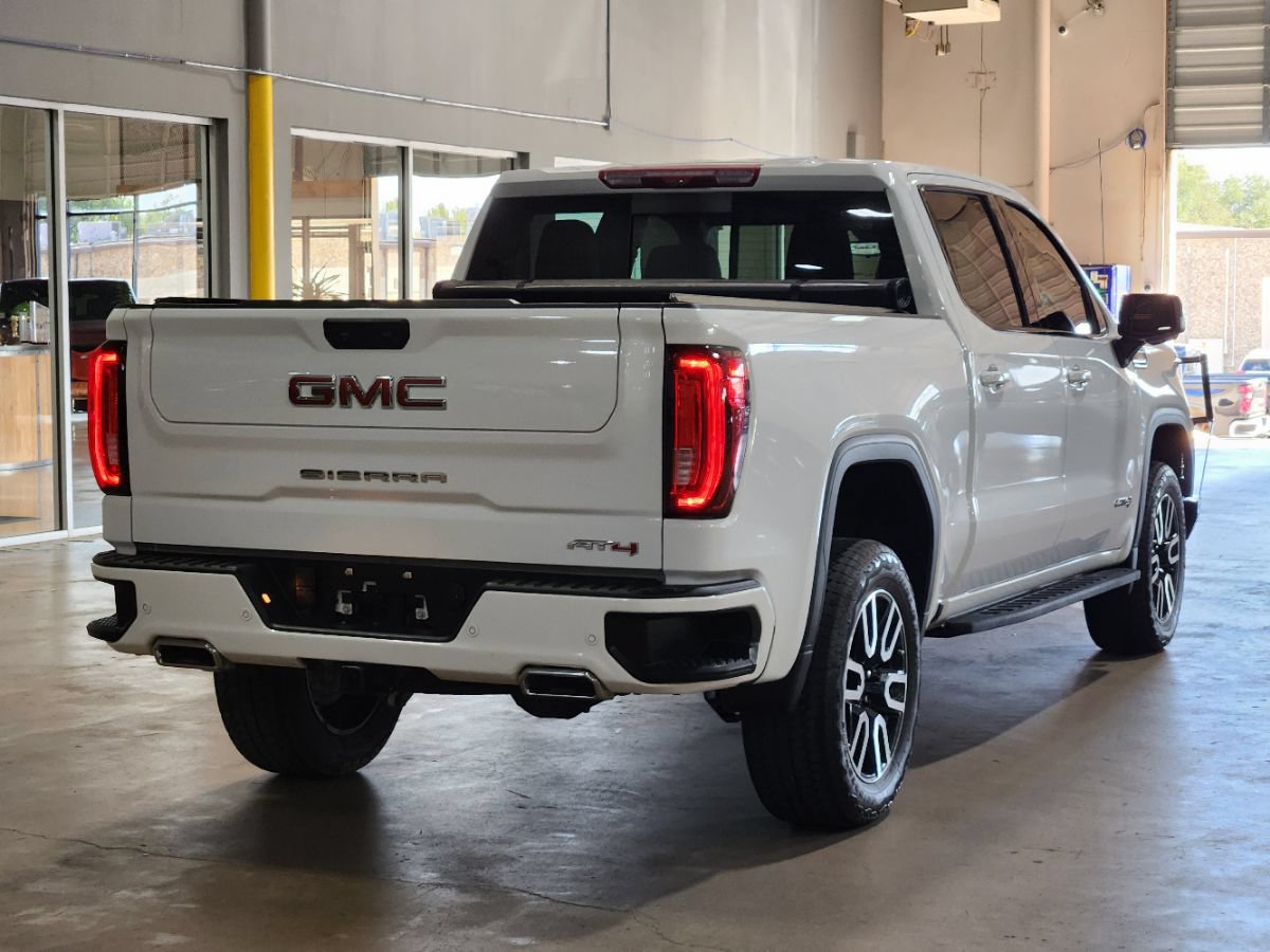 Used 2025 GMC Sierra 1500 AT4 w/ AT4 Premium Package AWD/4WD image 8