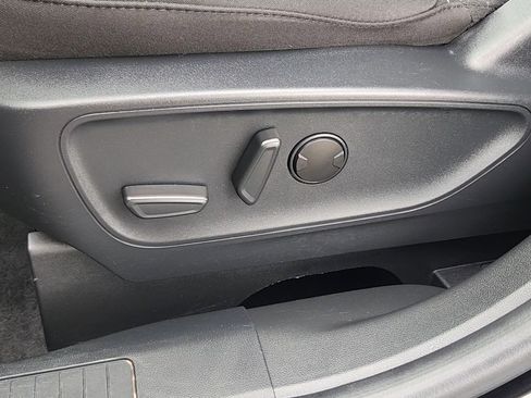 Used 2024 Ford Escape Active image 9