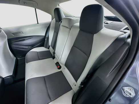 Used 2025 Toyota Corolla LE w/ Convenience Package FWD image 27