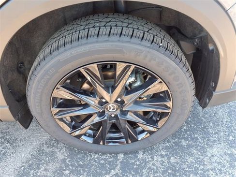 Used 2024 MAZDA CX-5 Carbon Edition image 32