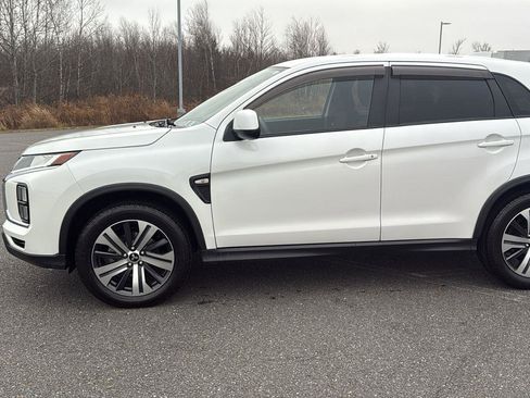 Used 2020 Mitsubishi Outlander Sport ES image 13