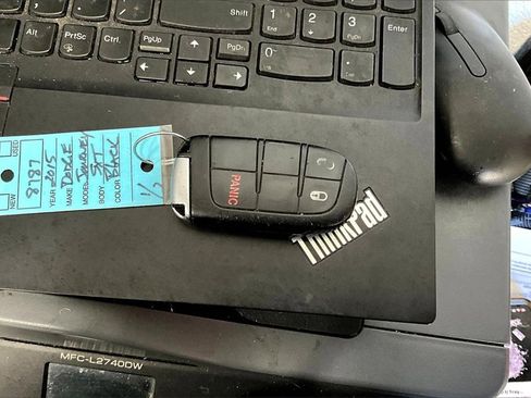 Used 2015 Dodge Journey SXT w/ Flexible Seating Group image 32