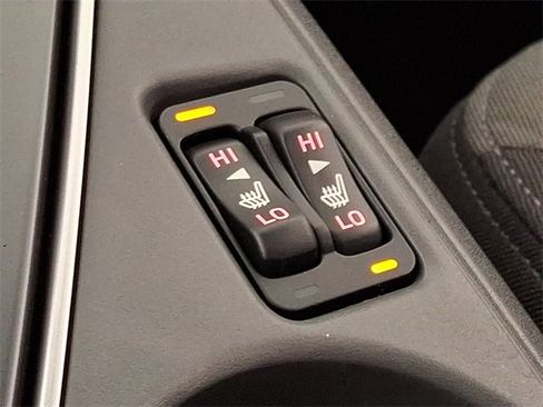 Certified 2025 Subaru Crosstrek 2.0i Premium image 23