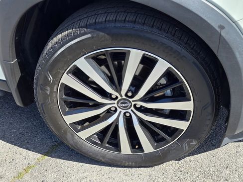 Used 2023 Nissan Pathfinder Platinum w/ Lighting Package (N93) image 26