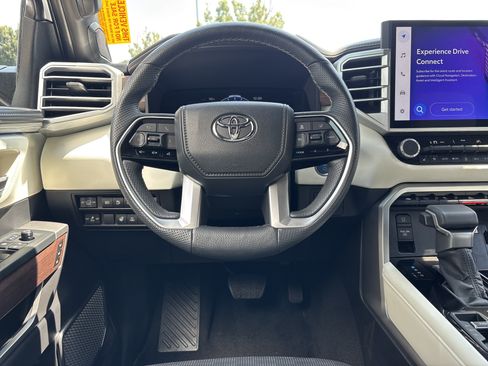Used 2023 Toyota Sequoia Capstone AWD/4WD image 15