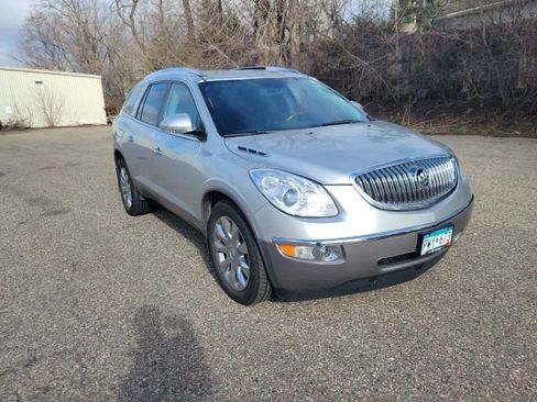 Used 2010 Buick Enclave CXL w/ Trailering Provision Package image 7