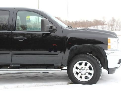 Used 2011 Chevrolet Silverado 2500 LTZ w/ LTZ Plus Package image 10