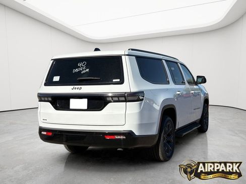 New 2026 Jeep Grand Wagoneer L Limited w/ Convenience Group I image 4