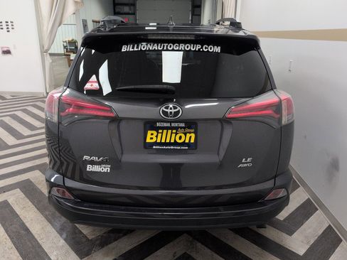 Used 2018 Toyota RAV4 LE image 24