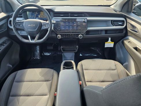 New 2027 Chevrolet Bolt LT FWD image 17