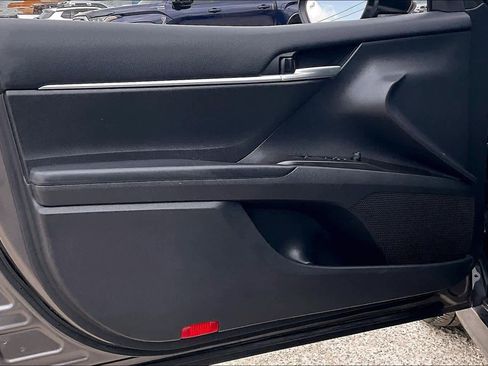 Used 2023 Toyota Camry LE w/ Convenience Package image 21