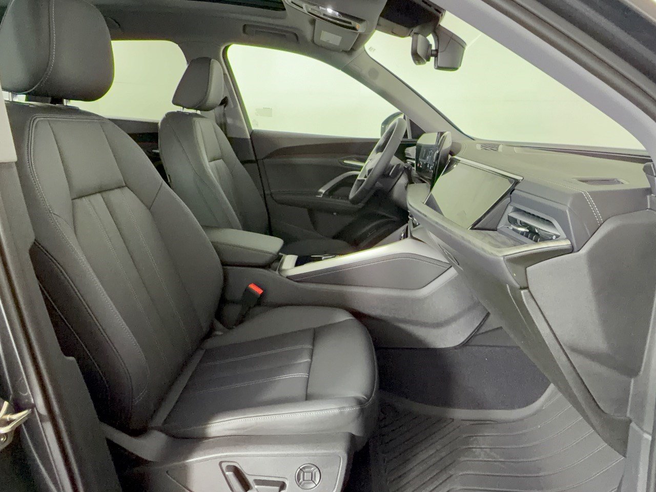 New 2026 Audi Q5 Premium Plus AWD/4WD image 30