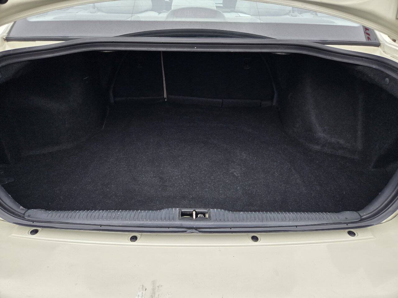 Used 2004 Kia Optima EX FWD image 6