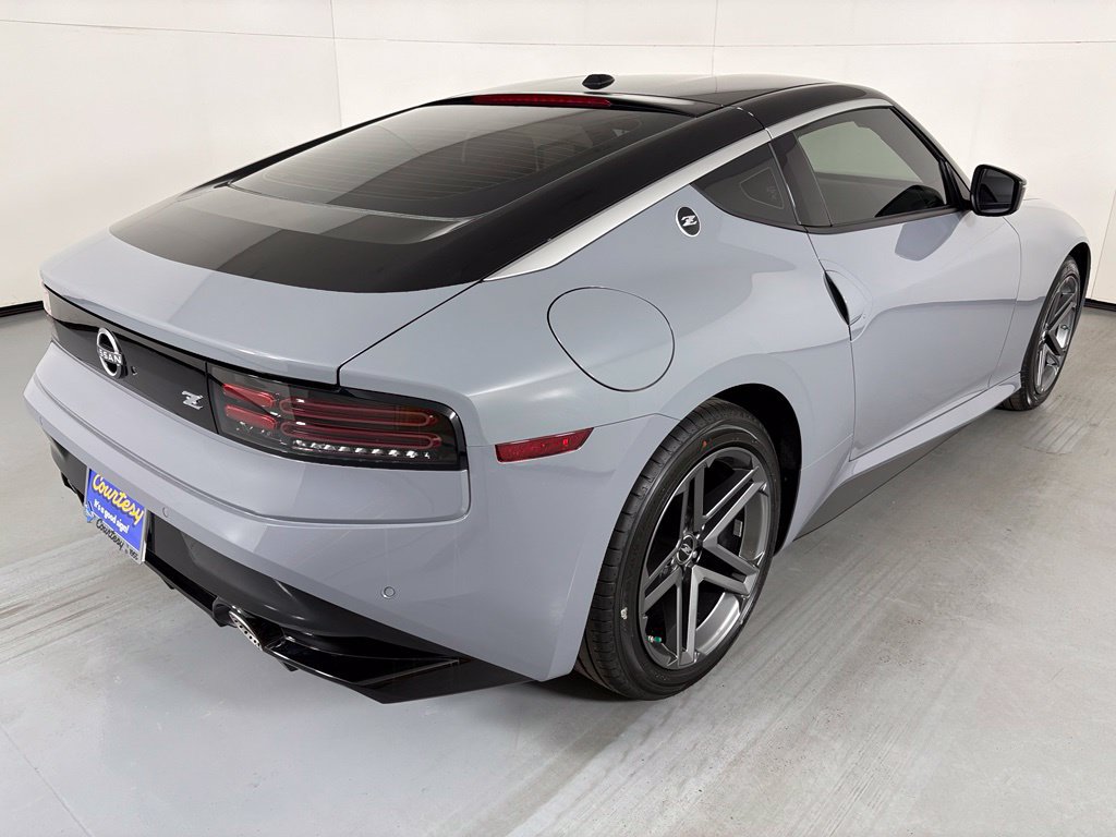 New 2026 Nissan Z Sport w/ Floor Mat Package RWD image 9