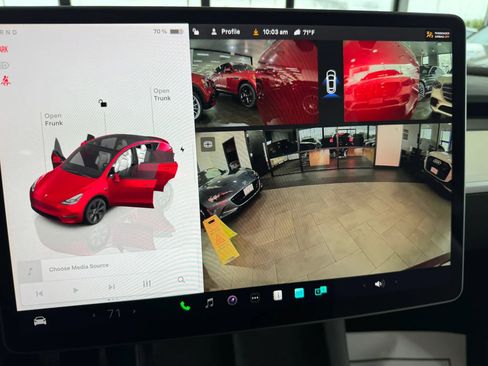 Used 2024 Tesla Model Y Long Range image 22