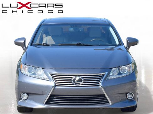 Used 2014 Lexus ES 350 w/ Luxury Package FWD image 4